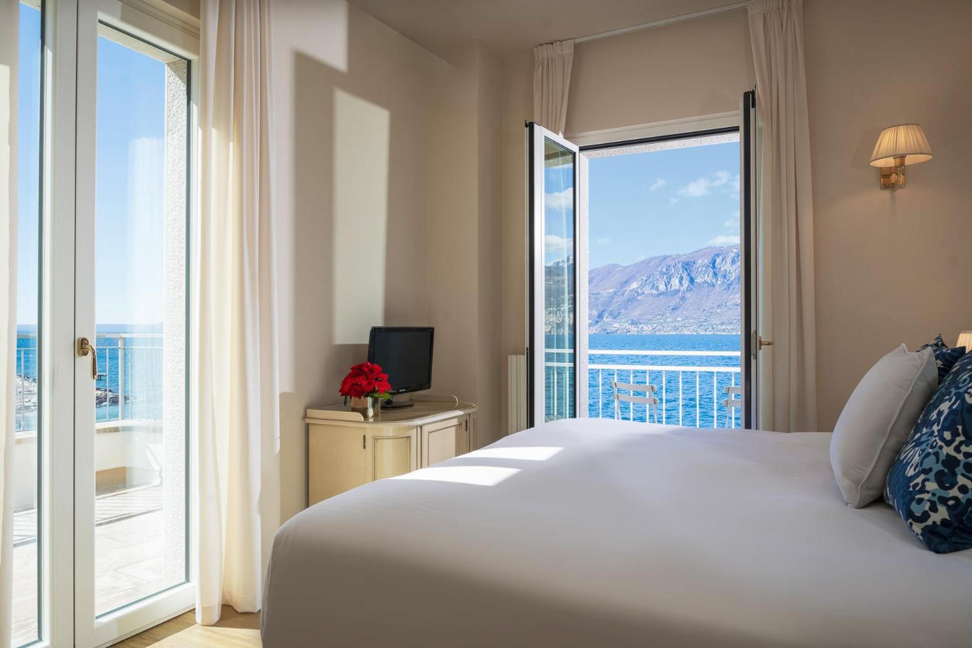 La Caletta Hotel Bolognese Бренцоне сул Гарда Екстериор снимка
