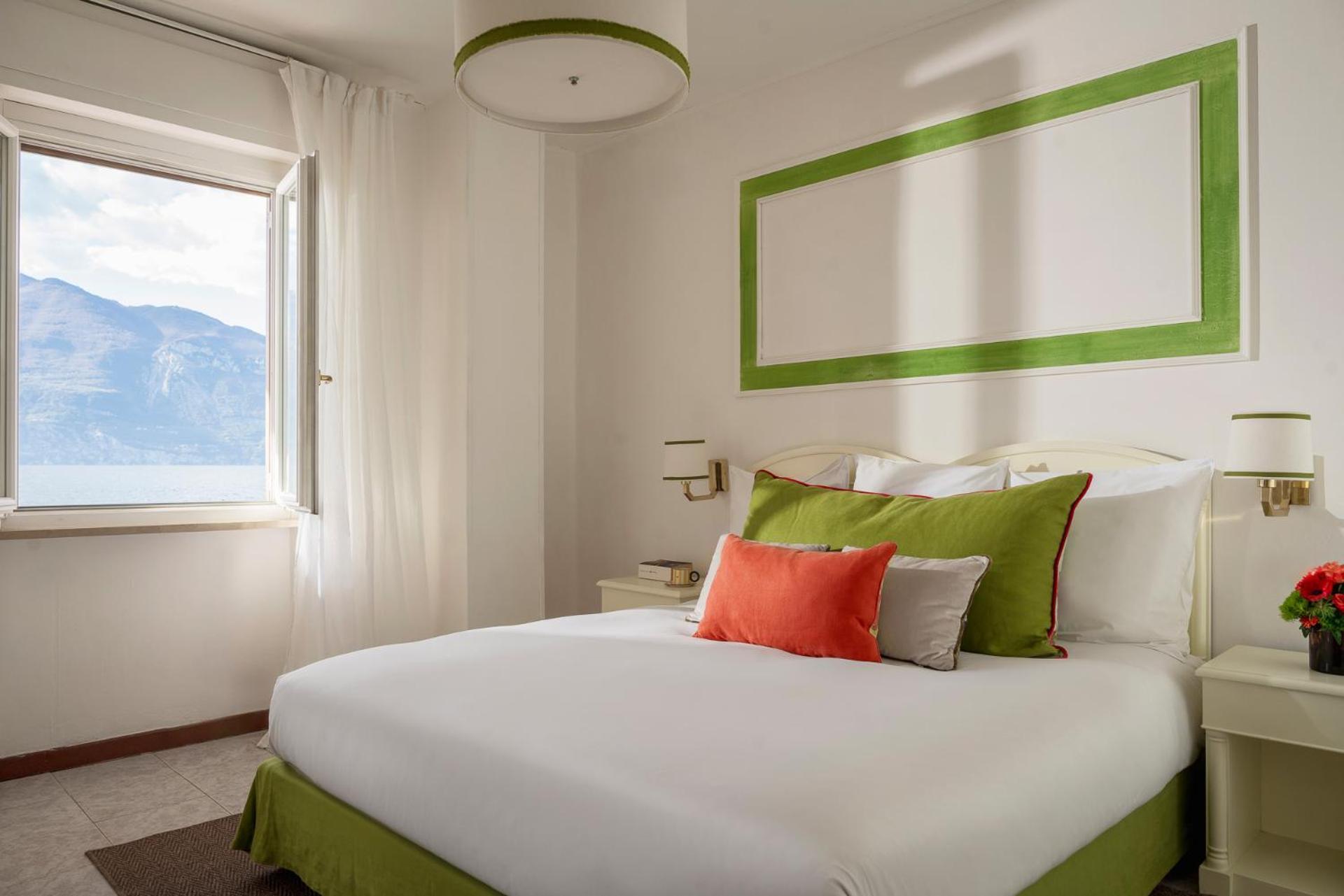 La Caletta Hotel Bolognese Бренцоне сул Гарда Екстериор снимка