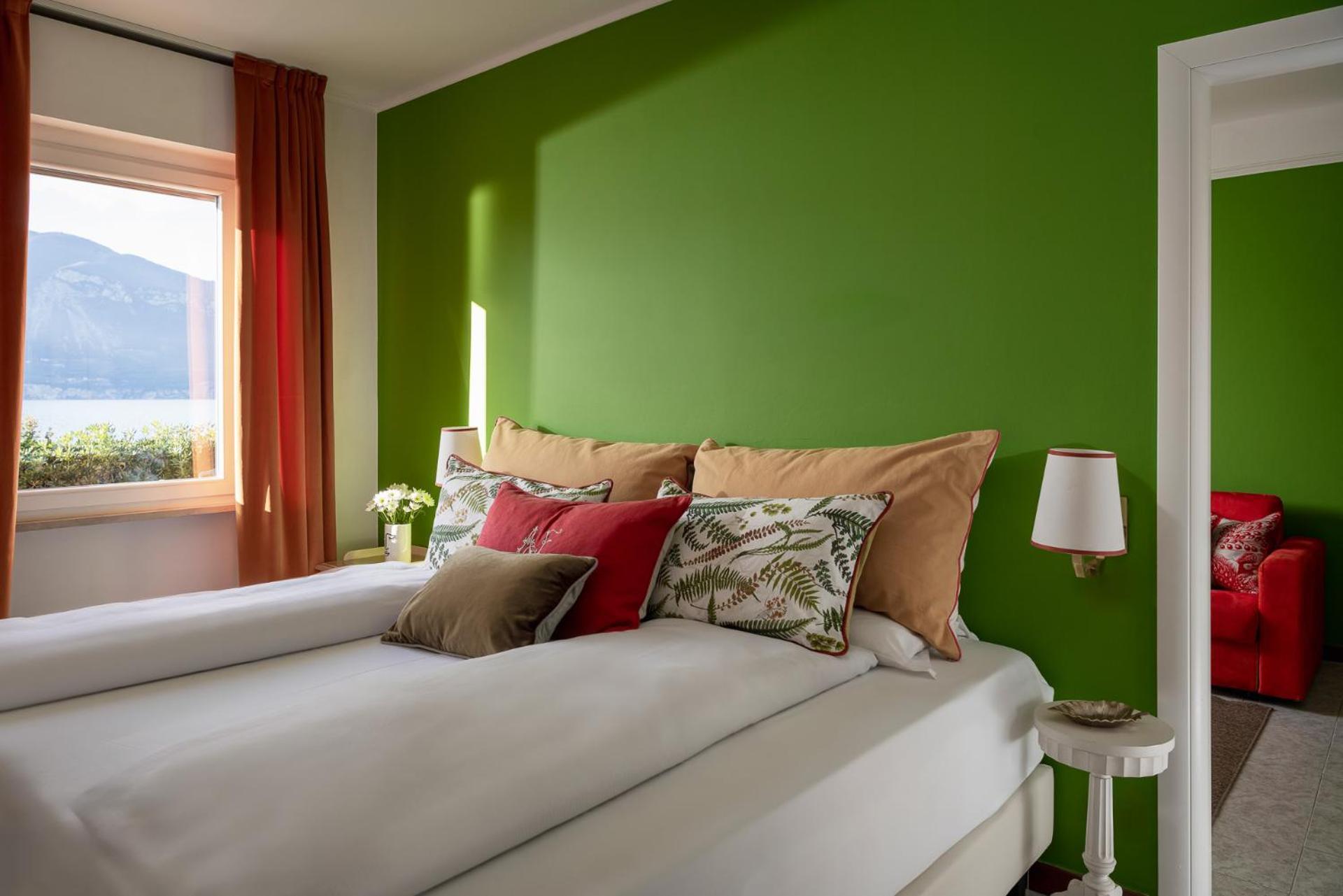 La Caletta Hotel Bolognese Бренцоне сул Гарда Екстериор снимка