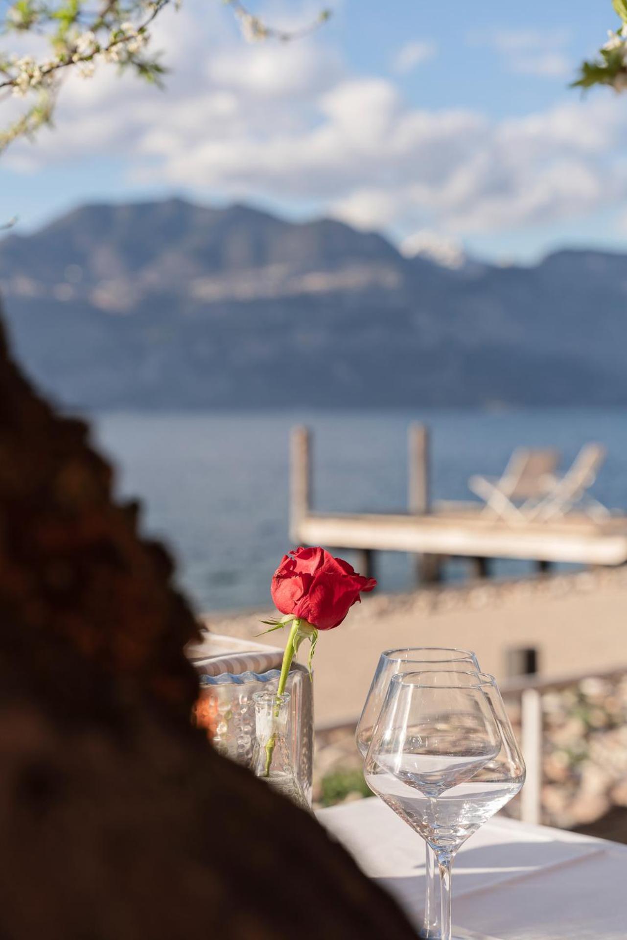 La Caletta Hotel Bolognese Бренцоне сул Гарда Екстериор снимка